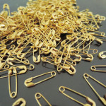 Mix Steel Metal Safety Pin (22 mm, Golden) - Pack of 1000